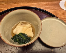 Dinner at Japanese cuisine Tagetsu (日本料理 太月)