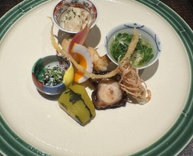 Dinner at Japanese cuisine Takamitsu (日本料理 鷹光)
