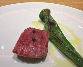 Dinner at tens. (tens.)
