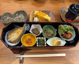 Dinner at Tokuyamazushi