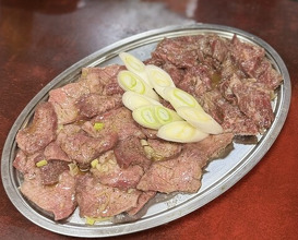 Dinner at Tokyo En (東京園)