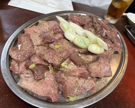 Dinner at Tokyo En (東京園)