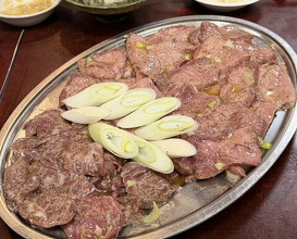 Dinner at Tokyo En (東京園)