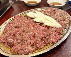 Dinner at Tokyo En (東京園)