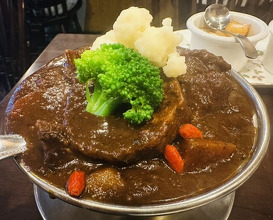 Dinner at European Curry Tomato (トマト)