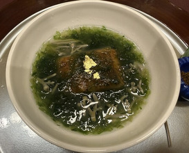 Dinner at Tout La Joie Ism (トゥ・ラ・ジョア イズム)