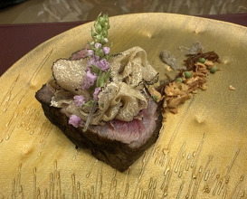 Dinner at Tout La Joie Ism (トゥ・ラ・ジョア イズム)