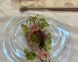 Dinner at Une Fleur (Une Fleur)