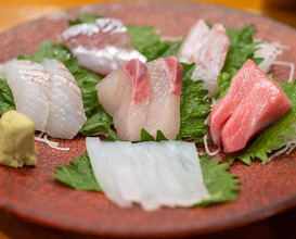 Dinner at Uotora (魚虎)