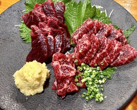 Dinner at Uotora (魚虎)