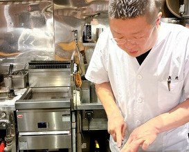 Dinner at Uotora (魚虎)