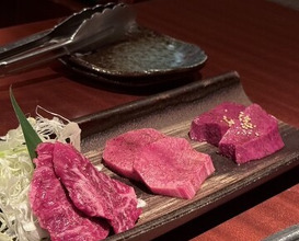 Dinner at Yoroniku