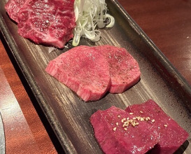 Dinner at Yoroniku