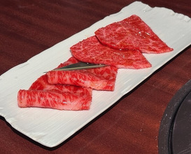 Dinner at Yoroniku