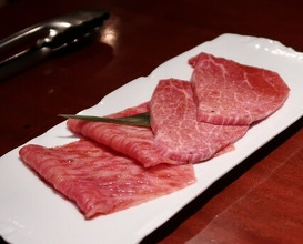 Dinner at Yoroniku