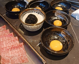 Dinner at YORONIKU TOKYO