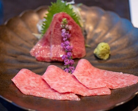Dinner at YORONIKU TOKYO