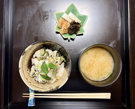 Dinner at Yoshi Cho (よし町)