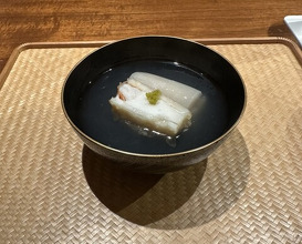 Dinner at Higashiyama Yoshihisa (東山 吉寿)