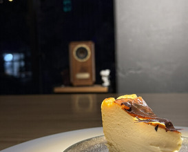 Dinner at Trace (トレイス)