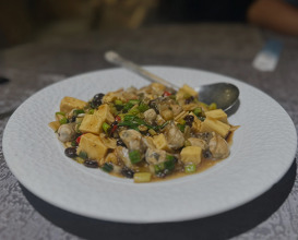 Dinner at 新東南海鮮餐廳 松山店