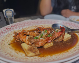 Dinner at 新東南海鮮餐廳 松山店