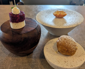 Dinner at UNALOME by Graeme Cheevers
