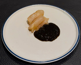 Dinner at 傳 Den