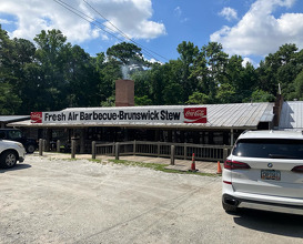 Dinner at Fresh Air Barbecue