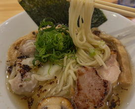Dinner at 弘明寺駅
