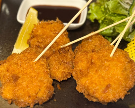 Dinner at マジュン・リッカ