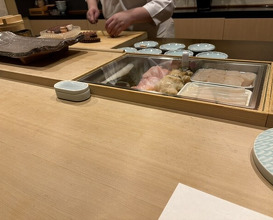 Dinner at Sushi Dokoro Arima (鮨処 有馬)