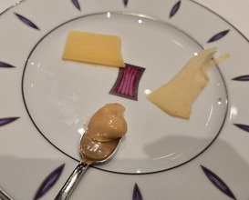 Dinner at Chez Inno (シェ・イノ)
