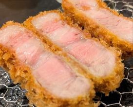 Dinner at Tonkatsu Fujii (とんかつ ふじ井)