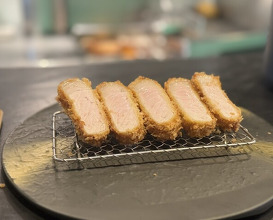 Dinner at Tonkatsu Fujii (とんかつ ふじ井)