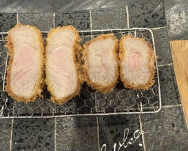 Dinner at Tonkatsu Fujii (とんかつ ふじ井)