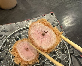 Dinner at Tonkatsu Fujii (とんかつ ふじ井)