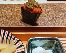 Dinner at Sushi Fujinaga (鮓 ふじなが)