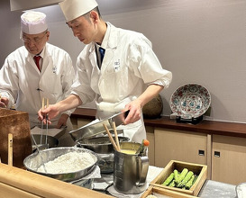 Dinner at Tempura Fukamachi (てんぷら 深町)