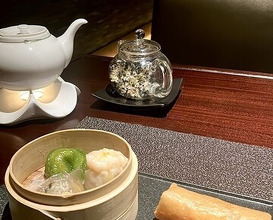 Dinner at Chinese Hanten Fureika (中国飯店 富麗華)