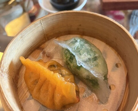 Dinner at Chinese Hanten Fureika (中国飯店 富麗華)