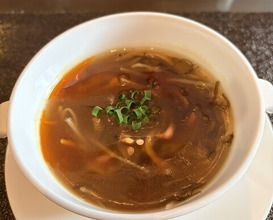 Dinner at Chinese Hanten Fureika (中国飯店 富麗華)