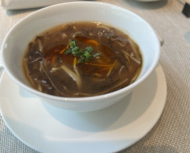 Dinner at Chinese Hanten Fureika (中国飯店 富麗華)