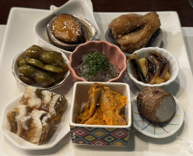 Dinner at Gatagata Ya (潟潟ヤ)
