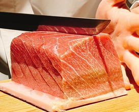 Dinner at HATSUNEZUSHI (初音鮨)