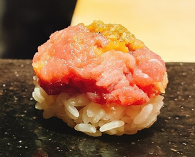 Dinner at HATSUNEZUSHI (初音鮨)