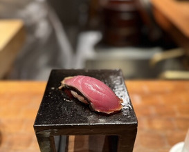 Dinner at HATSUNEZUSHI (初音鮨)