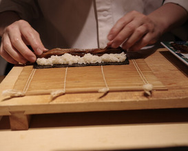 Dinner at HATSUNEZUSHI (初音鮨)
