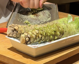 Dinner at HATSUNEZUSHI (初音鮨)