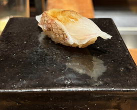 Dinner at HATSUNEZUSHI (初音鮨)